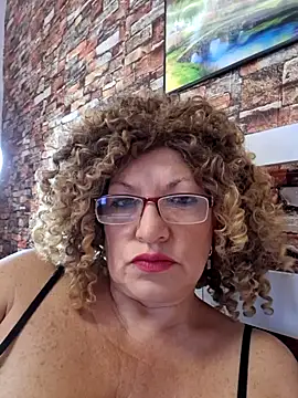 Hot Azaleea online show from September 2025 05:12:02 AM