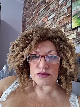 Snapshot of Hot_Azaleea chatting on November 2025 06:57:02 AM Hot Azaleea online show from November 2025 06:57:02 AM