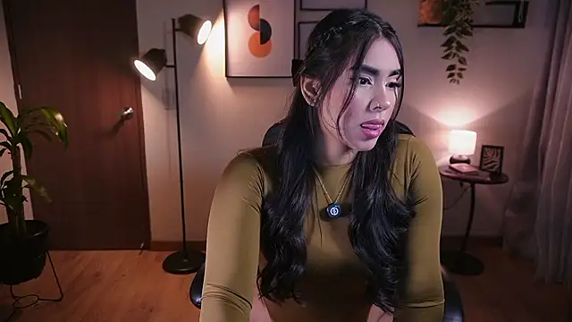 Isabella dior online show from March 2026 05:57:02 PM