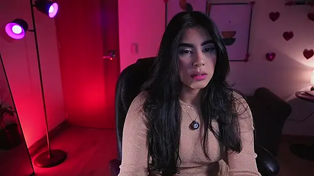 Isabella dior online show from February 2026 03:34:02 PM