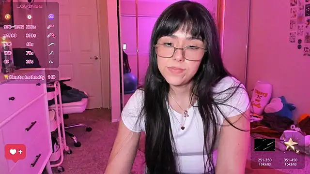 Evie-Luna online show from April 2026 04:15:01 AM