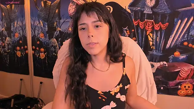 Evie-Luna online show from October 2025 02:45:01 AM