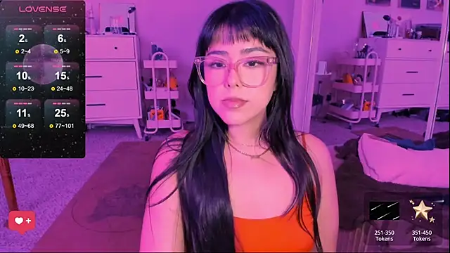 Evie-Luna online show from March 2025 02:30:02 AM