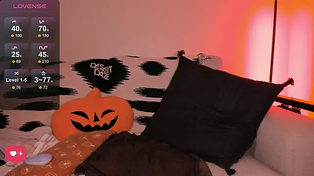 Evie-Luna online show from October 2025 01:19:02 AM