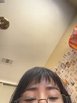 Evie-Luna online show from May 2026 08:18:02 PM