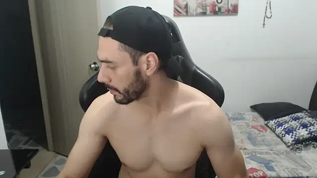 samuelgarcia  online show from October 2025 10:34:02 AM