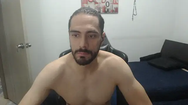 samuelgarcia  online show from December 2025 09:01:01 AM