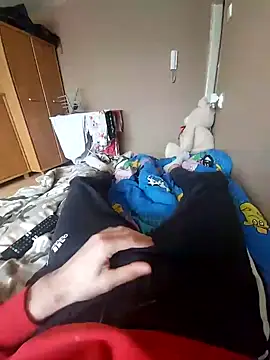 MlodyDres online show from February 2025 12:58:01 PM