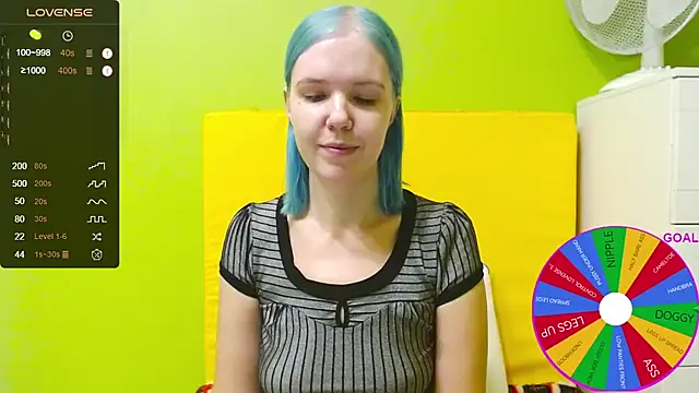 Ultra Meow online show from October 2025 05:25:02 PM