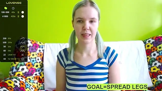 Ultra Meow online show from February 2025 10:54:01 AM