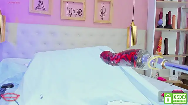 leylla  online show from March 2026 08:25:01 PM