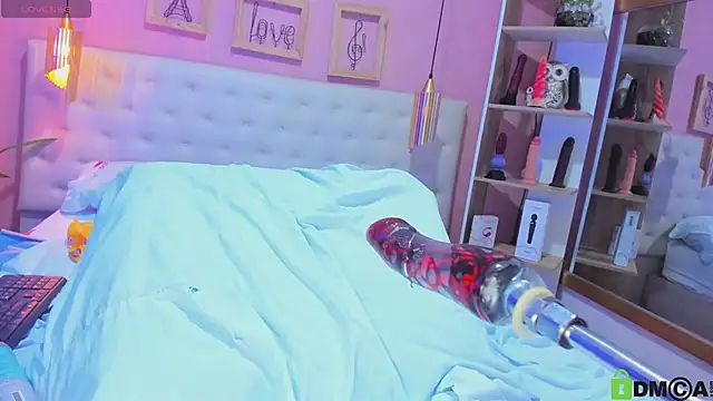 Snapshot of leylla_ chatting on December 2025 08:19:01 PM leylla online show from December 2025 08:19:01 PM