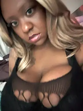 Snapshot of 6lue6a6y69 chatting on March 2025 02:21:01 AM 6lue6a6y69 online show from March 2025 02:21:01 AM