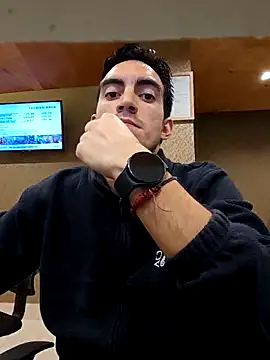 TommyMomentum online show from February 2026 01:59:02 AM