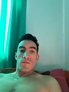 TommyMomentum online show from October 2025 12:39:02 PM