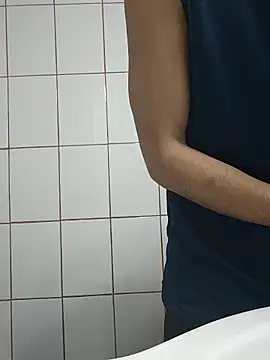 TommyMomentum online show from October 2025 04:27:02 AM