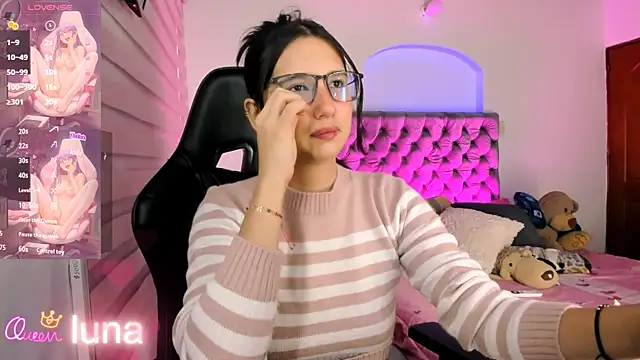 Luniverse online show from February 2026 08:52:02 PM