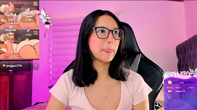 Snapshot of Luniverse chatting on December 2024 04:19:02 PM Luniverse online show from December 2024 04:19:02 PM