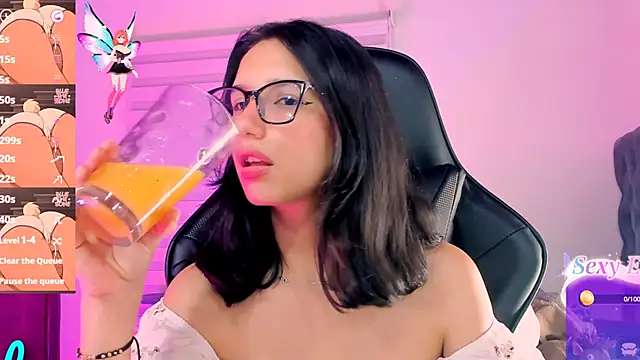 Snapshot of Luniverse chatting on January 2025 11:36:02 PM Luniverse online show from January 2025 11:36:02 PM