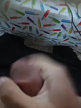 zakimir123 online show from April 2026 11:41:02 PM