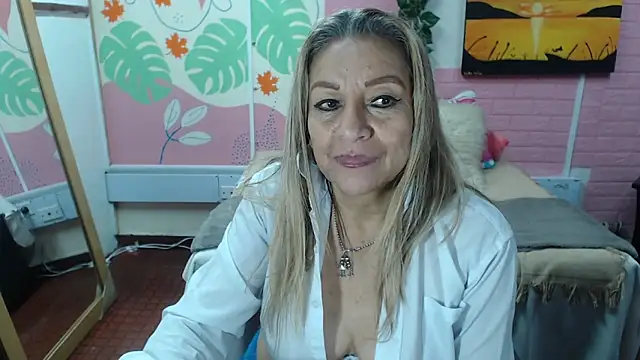 Snapshot of ZAMANTHA chatting on February 2025 09:48:02 PM ZAMANTHA online show from February 2025 09:48:02 PM
