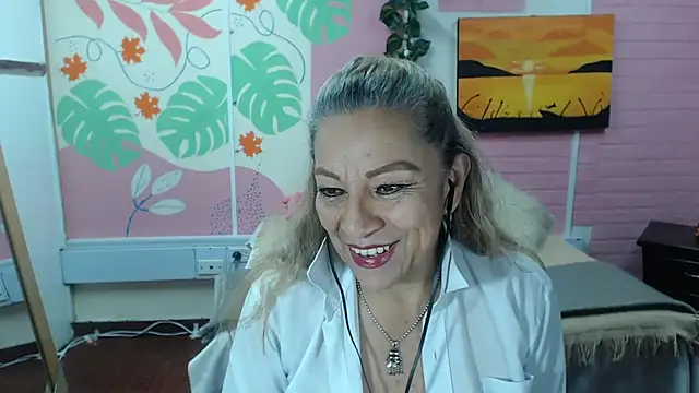 Snapshot of ZAMANTHA chatting on March 2025 03:47:02 PM ZAMANTHA online show from March 2025 03:47:02 PM