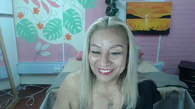 ZAMANTHA online show from April 2026 03:37:01 PM