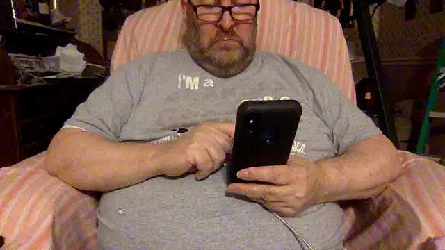 Snapshot of Drwhocares chatting on April 2026 05:57:02 PM Drwhocares online show from April 2026 05:57:02 PM