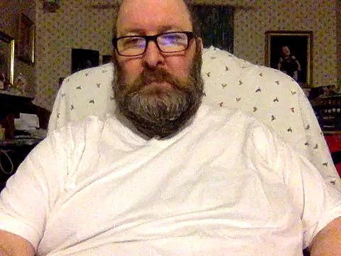 Snapshot of Drwhocares chatting on December 2024 04:21:01 PM Drwhocares online show from December 2024 04:21:01 PM