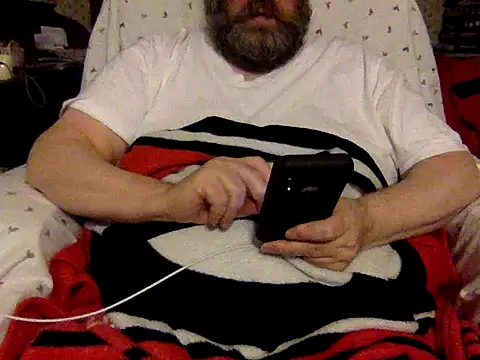 Snapshot of Drwhocares chatting on December 2024 07:28:01 PM Drwhocares online show from December 2024 07:28:01 PM