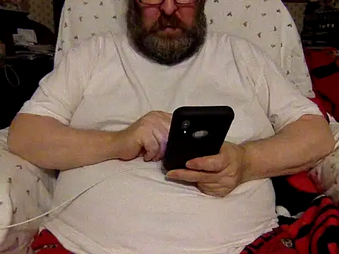 Snapshot of Drwhocares chatting on December 2024 10:12:01 PM Drwhocares online show from December 2024 10:12:01 PM