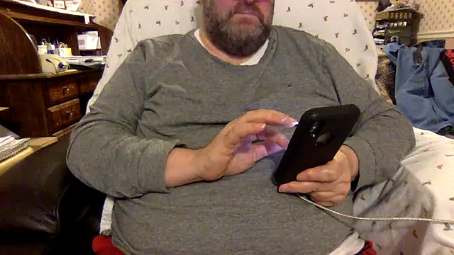 Snapshot of Drwhocares chatting on February 2025 10:53:02 PM Drwhocares online show from February 2025 10:53:02 PM