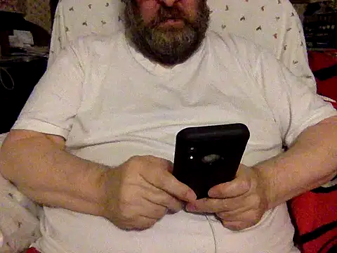 Snapshot of Drwhocares chatting on December 2024 07:06:02 PM Drwhocares online show from December 2024 07:06:02 PM