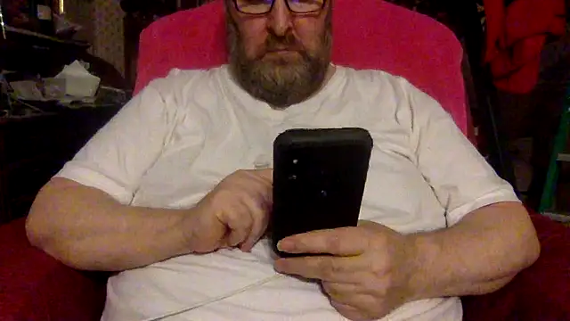 Snapshot of Drwhocares chatting on May 2026 07:17:01 PM Drwhocares online show from May 2026 07:17:01 PM