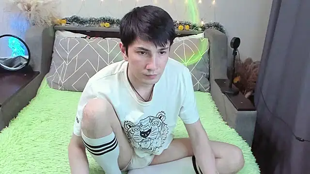 Yumi steve online show from November 2025 03:38:01 PM