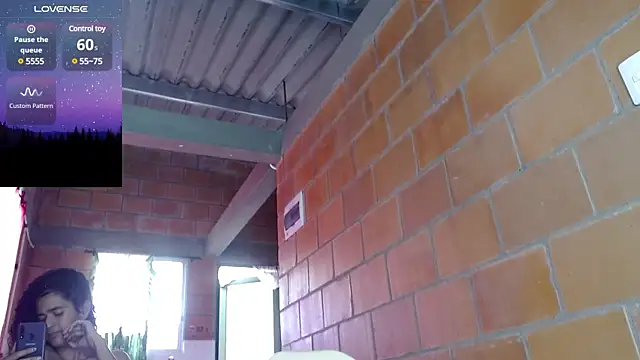 Snapshot of jasminne_ chatting on February 2025 06:34:02 PM jasminne online show from February 2025 06:34:02 PM