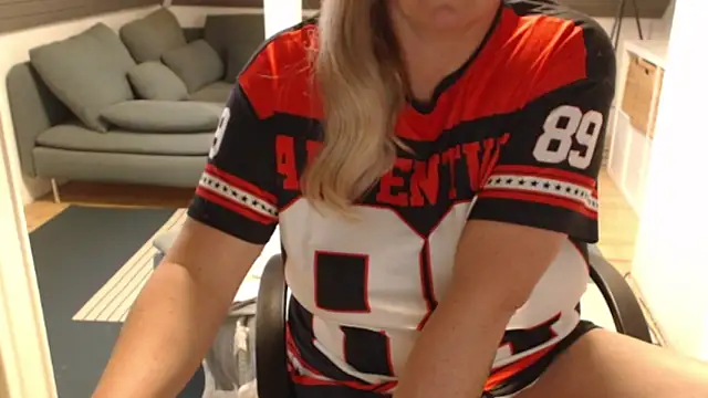 KimMitchelli online show from January 2026 12:55:02 PM