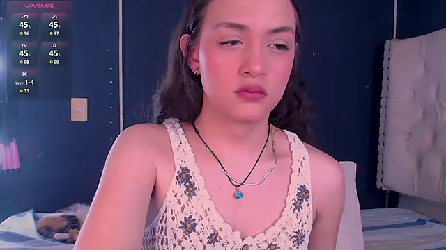 valen thompson online show from February 2025 12:10:01 AM