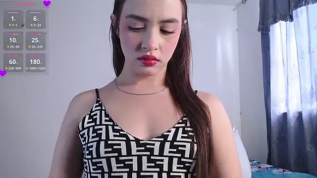 valen thompson online show from March 2026 07:48:01 PM