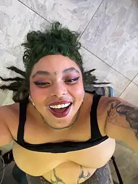 PrincessLauren420 online show from April 2026 09:39:33 PM