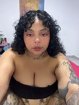 PrincessLauren420 online show from November 2025 10:43:02 PM