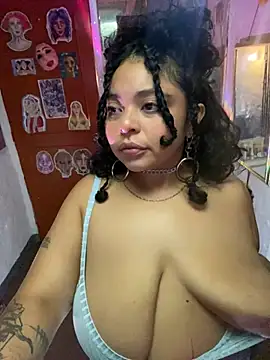 Snapshot of PrincessLauren420 chatting on March 2025 04:15:02 PM PrincessLauren420 online show from March 2025 04:15:02 PM