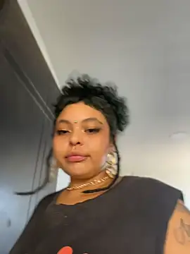 PrincessLauren420 online show from May 2026 04:43:01 PM