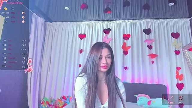 Snapshot of JesikaLooove chatting on February 2025 07:33:01 AM JesikaLooove online show from February 2025 07:33:01 AM