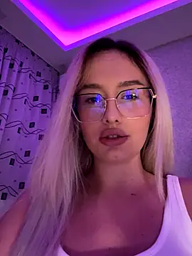 mollyxxx online show from September 2025 10:59:01 PM