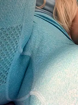 mollyxxx online show from January 2026 03:24:01 AM