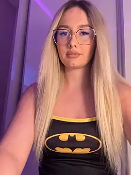 mollyxxx online show from April 2026 03:35:01 AM