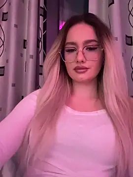 mollyxxx online show from February 2026 04:13:02 AM