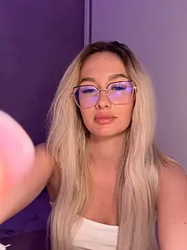 mollyxxx online show from September 2025 01:55:01 AM