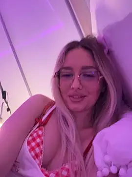 mollyxxx online show from March 2025 11:31:01 PM